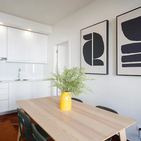 Daire Apperol Escape - By Misha's Place 2a Lisboa