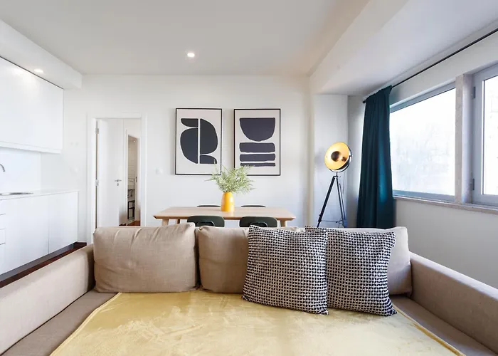 Apperol Escape - By Misha's Place 2a * Lisboa